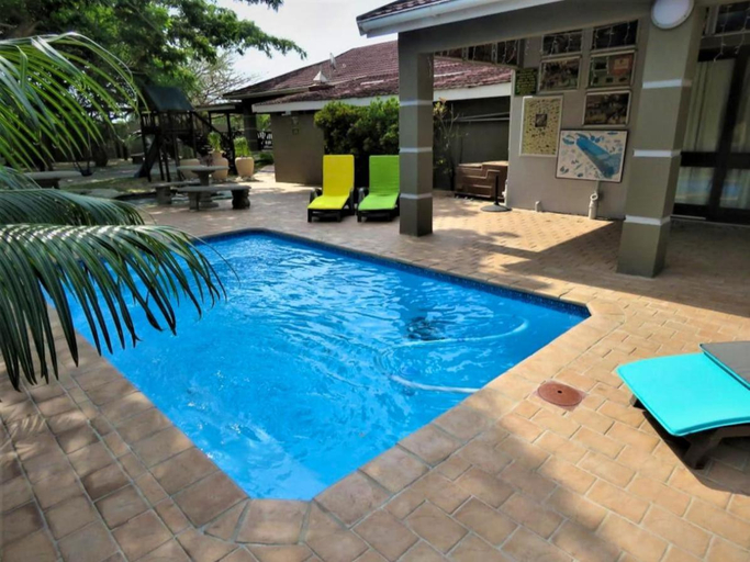 Others 2, Dumehlezi Self Catering, Umkhanyakude