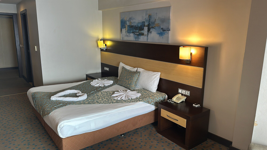Bedroom 4, Mgs Hotel, Bornova