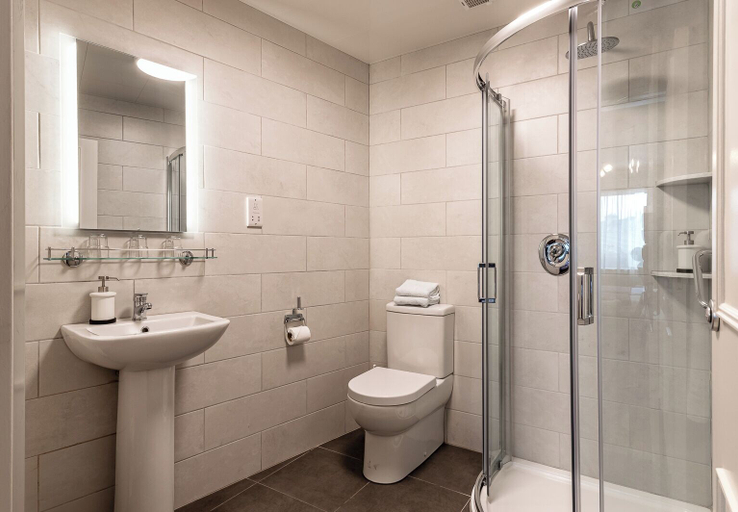 Bathroom 4, Foley's Kenmare