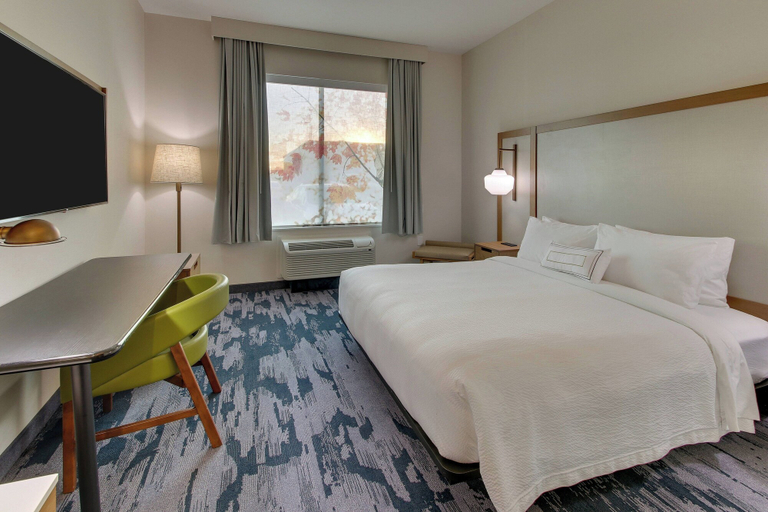 Bedroom 5, Fairfield Inn & Suites by Marriott Houston Brookhollow, Houston