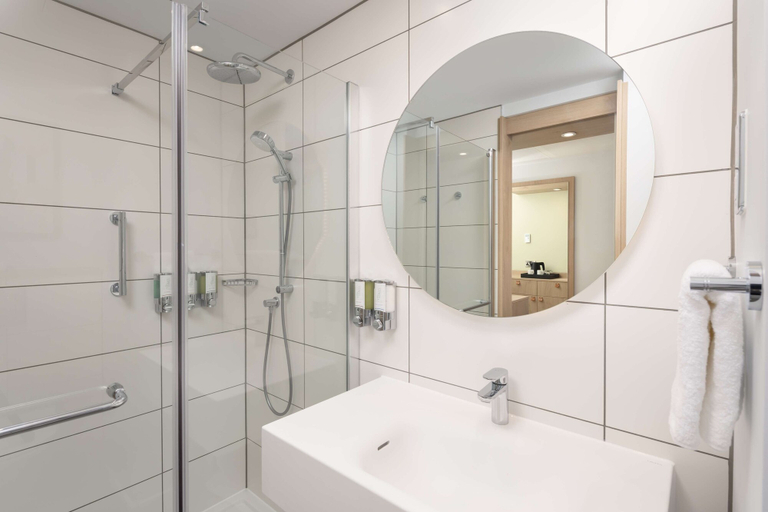 Bathroom 4, Hampton By Hilton Nuneaton, Warwickshire