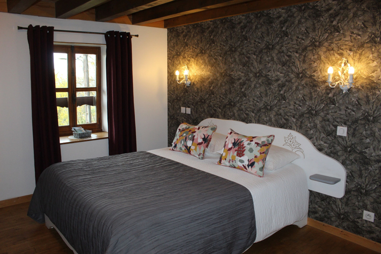 Bedroom 4, Les Pipistrelles, Savoie