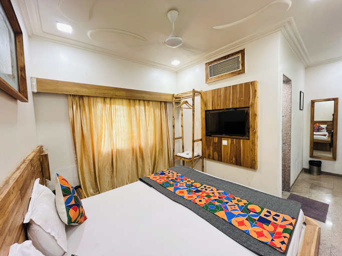 Others 5, Hotel Regency, Amravati