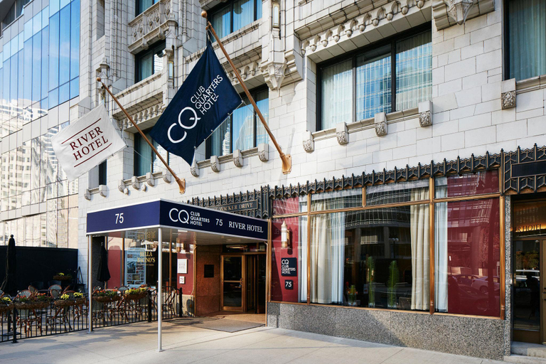 Club Quarters Hotel, Wacker at Michigan, Cook