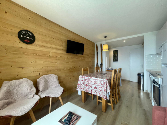 Others 3, Homency - Residence L'Ours Blanc 852, Isère