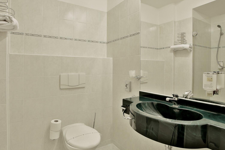 Bathroom 5, Belvedere Wellness Hotel Marianske Lazne, Cheb
