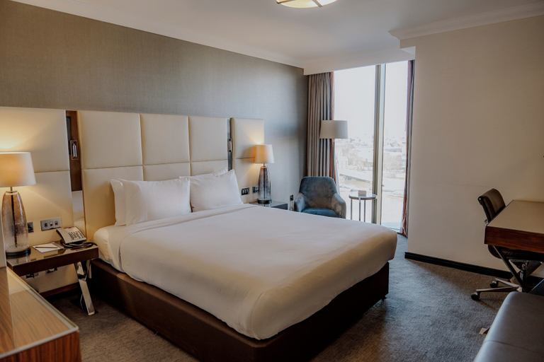 Bedroom 3, Hyatt Regency London Albert Embankment, London