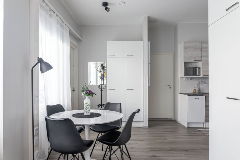 Others 3, Stylish 47m2 Studio Apartment, Päijänne Tavastia
