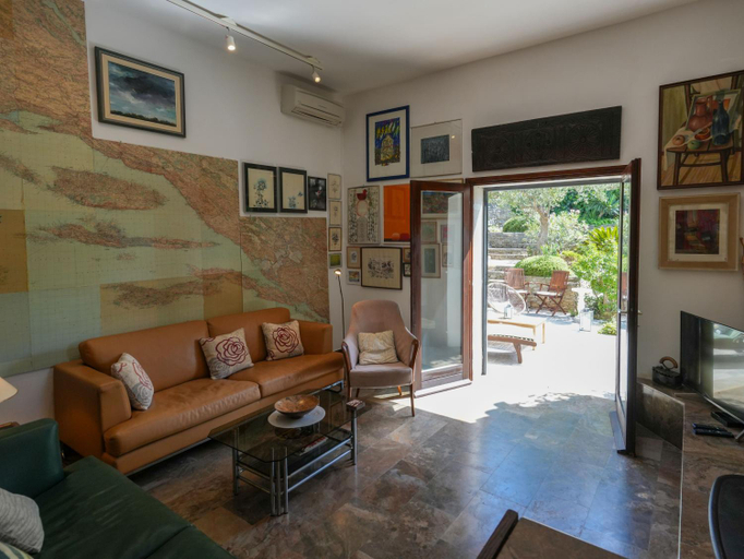 Others 2, Family Villa Rosin with Garden&Pool, Milna