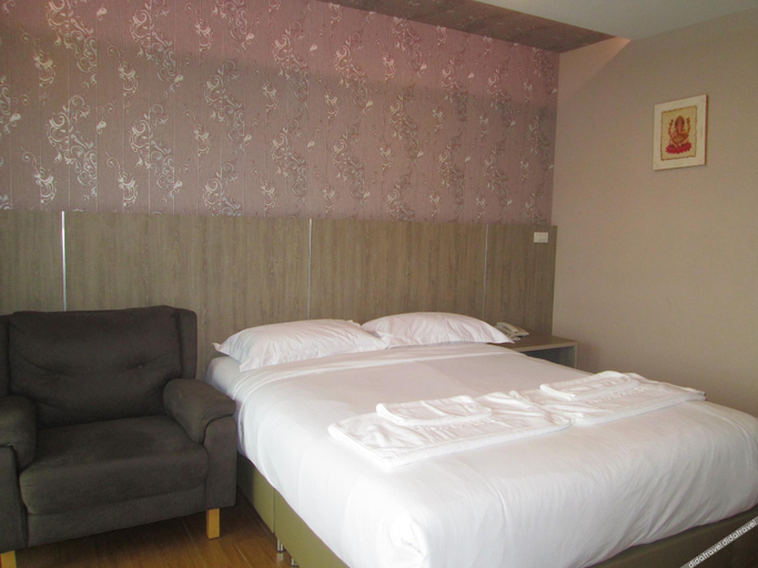 Bedroom 5, Nest n Rest Hotel, Bung Kum