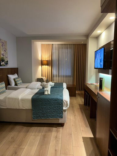 Bedroom 4, The White Orient Hotel, Beyoğlu