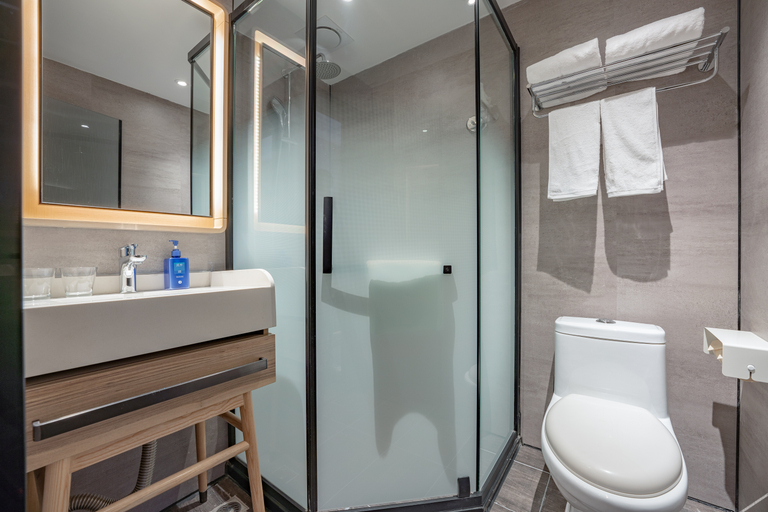 Bathroom 3, Hanting Hotel Beijing Xisanqi Dongsheng Technology Park, Beijing