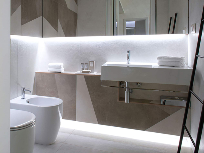Bathroom 14