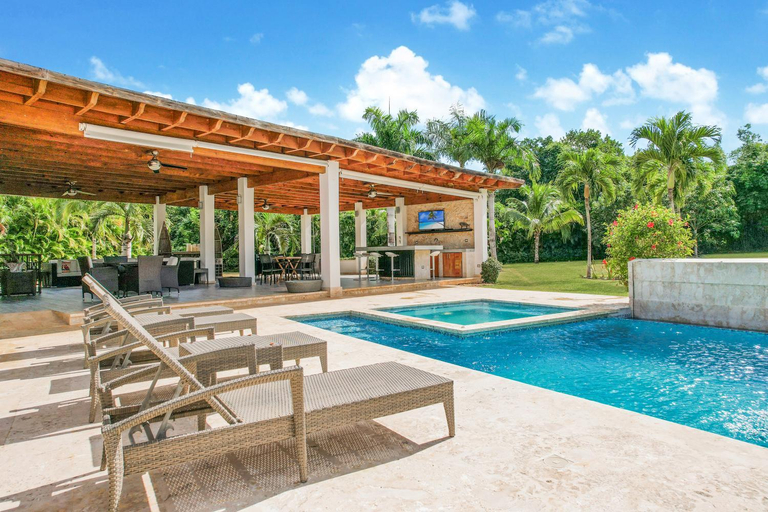 Sport & Beauty 2, Stunning Villa with Private Pool and Jacuzzi in Casa de Campo, La Romana