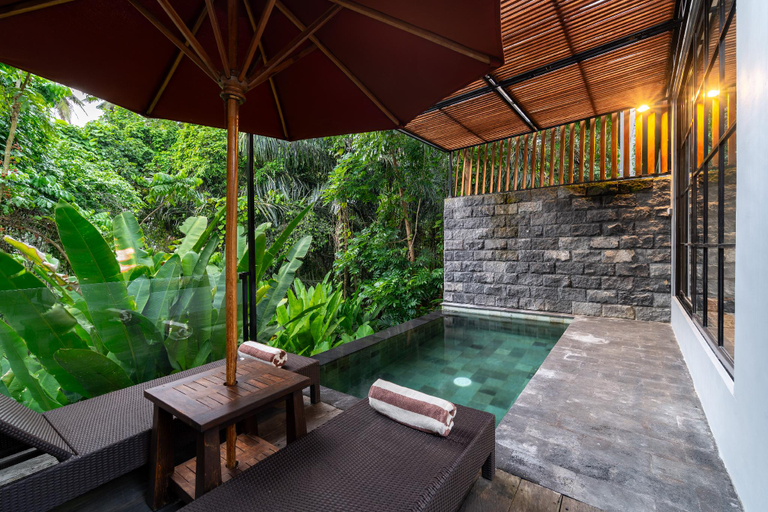 Swimming Pool 8