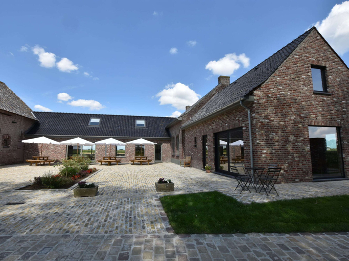 Primary image, Spacious Holiday Home With Pond in Poperinge, West-Vlaanderen