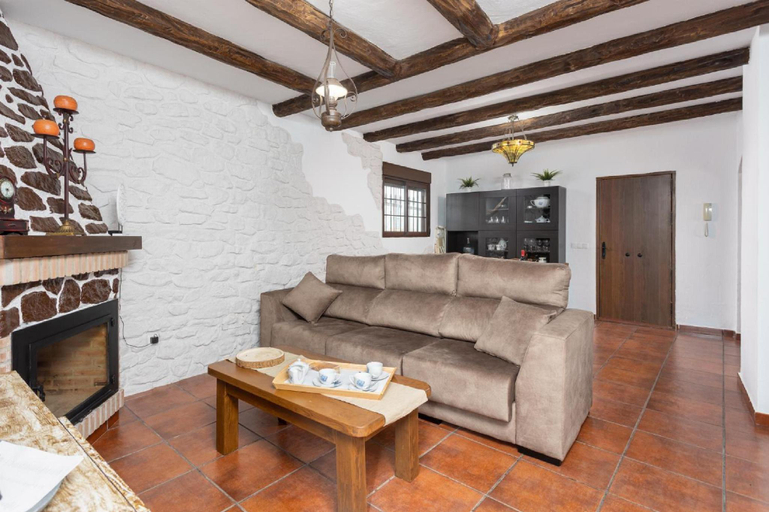 Others 5, Villa Cortijo Romero, Málaga