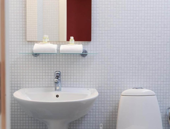 Bathroom 4, Maritim Hotell och Krog, Simrishamn