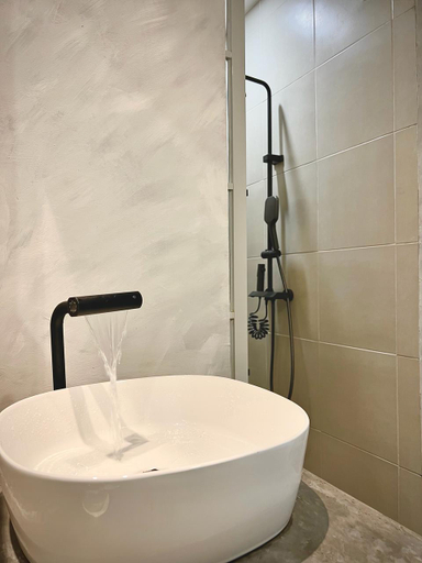 Bathroom 6
