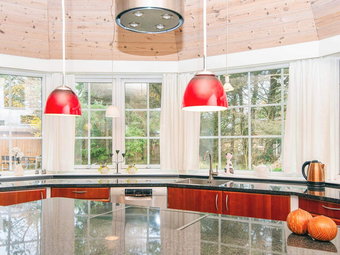 Private kitchen 5, Luxury Pool House by Sea - By Traum Ferienwohnungen, Lemvig