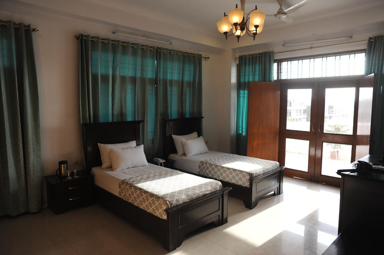Bedroom 12
