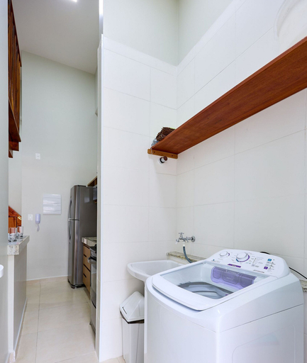 Bathroom 3, Paradise, Ubatuba