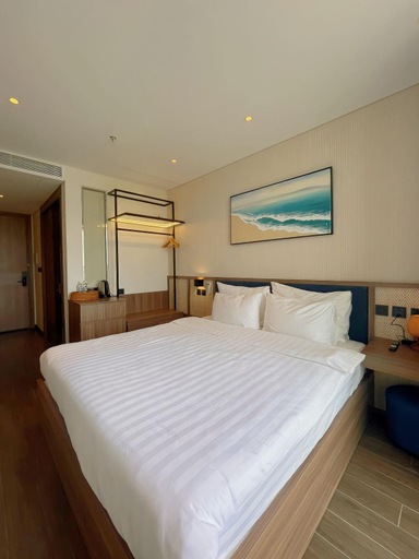 Bedroom 13