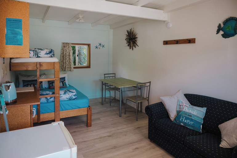 Others 5, Golden Bay Holiday Park, Tasman