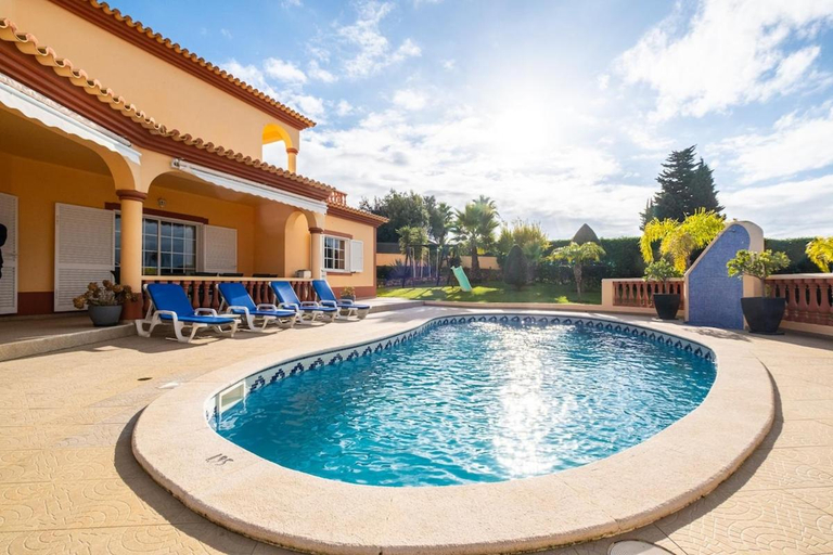 Others 5, Villa Gloria, Lagoa