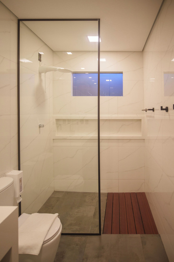 Bathroom 4, W4 Hotel, Irecê