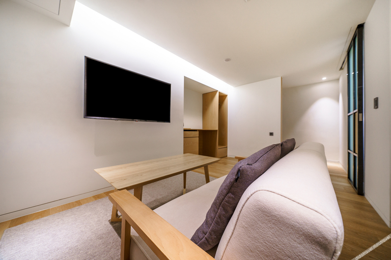 Bedroom 4, Yeoksam CF, Gangnam