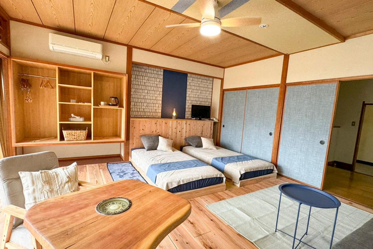 Bedroom 4, 隠岐シーサイドホテル鶴丸, Nishinoshima