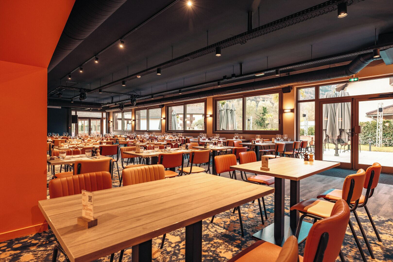 Food & Drinks 5, Base Camp Lodge - Albertville, Savoie