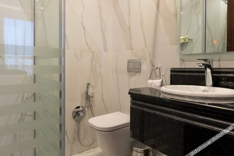 Bathroom 2, Tura Hotel AlNuzha- فندق ترى النزهة, Riyadh