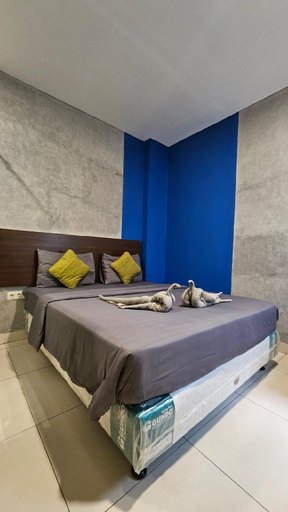 Bedroom 13