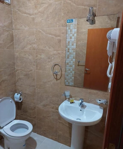 Bathroom 5, Askant Al Azizyia Hotel, Makkah