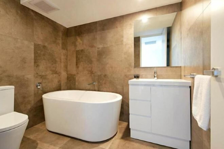 Bathroom 11