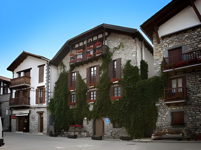 Others 4, Hotel Rural El Almadiero, Navarra