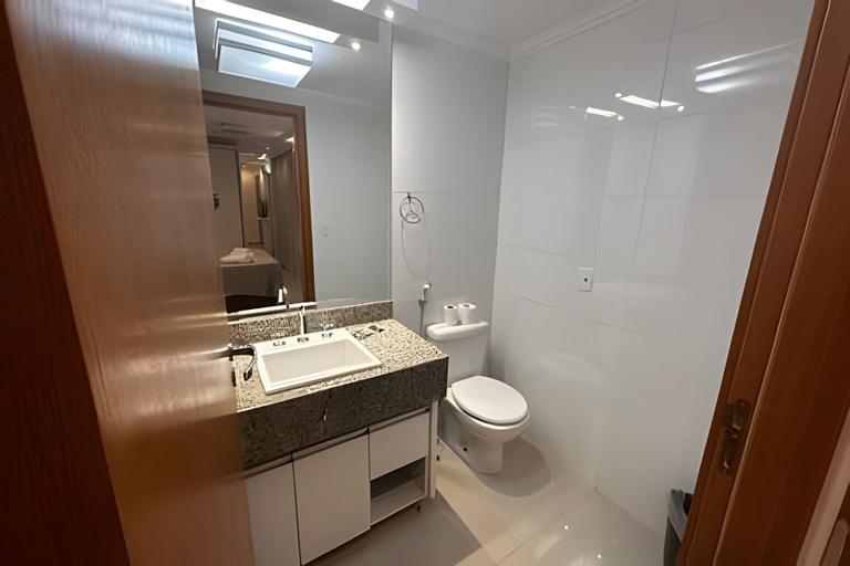 Bathroom 3, Brisas do Lago - Apartamento 12, Brasília