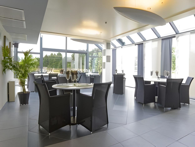 Others 5, Hotel Les Mignees, Luxembourg