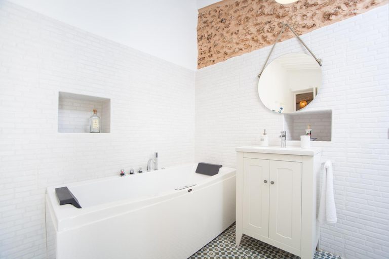 Bathroom 3, Can Joan Des Forn - Apartment With Private Pool, Baleares