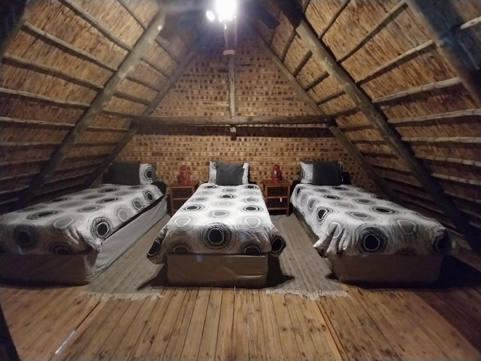 Bedroom 2, Unathi Game Lodge, Bojanala