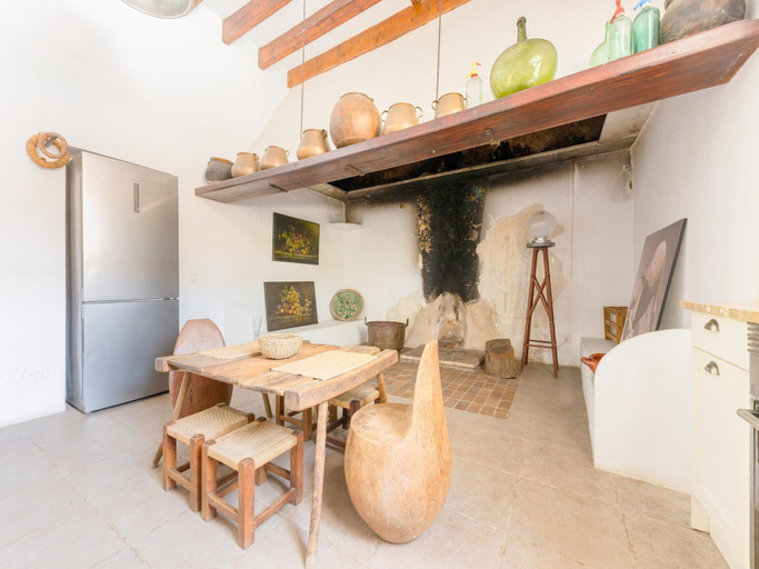 Dining 2, Belvilla by oyo Mansion, Baleares