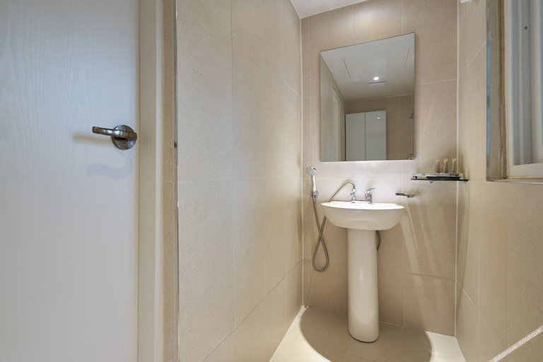 Bathroom 5, Konkuk University Lastay, Seongdong