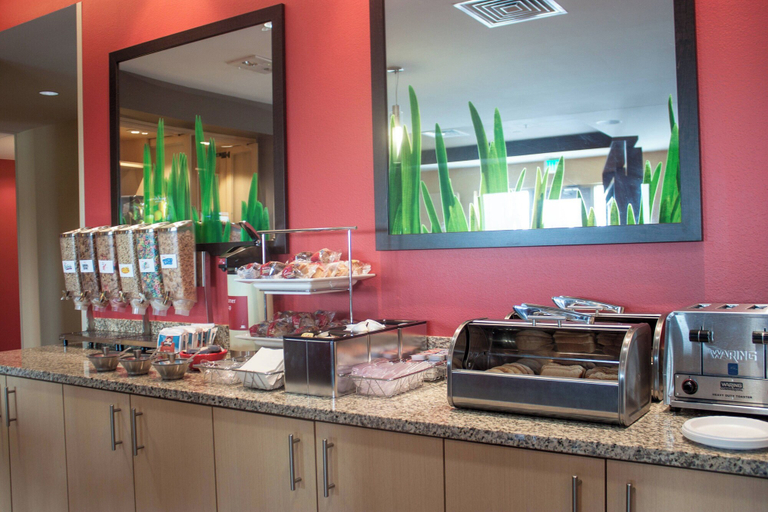 Food & Drinks 5, Towneplace Suites Beaumont Port Arthur, Jefferson