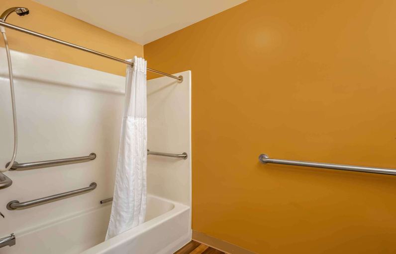Bathroom 4, Extended Stay America Suites Chicago Itasca, Dupage