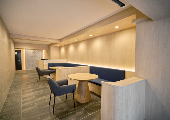 Food & Drinks, UH SUITE NAMBA STATION , Osaka