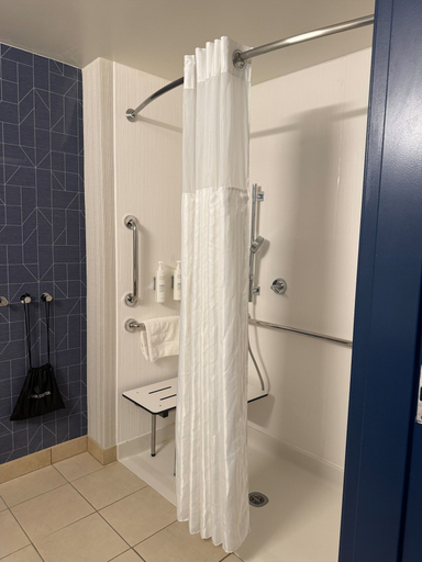 Bathroom 4, Spark by Hilton Woodbridge, Prince William