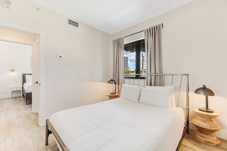 Bedroom 2, Roami at The Palace, Miami-Dade