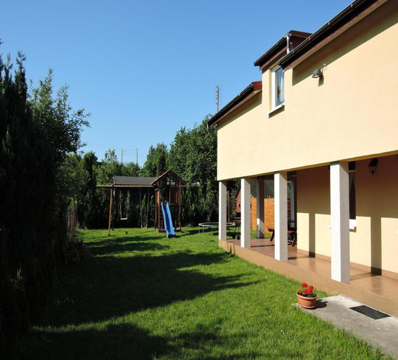 Garden, Holiday Home Near Baltic Sea & Sandy Beaches, Kamień